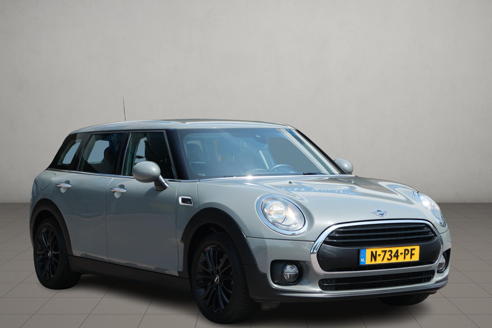 MINI Clubman 1.5 One 102pk Salt | Climate | 18" velgen | PDC | Stoelverwarming afbeelding 1