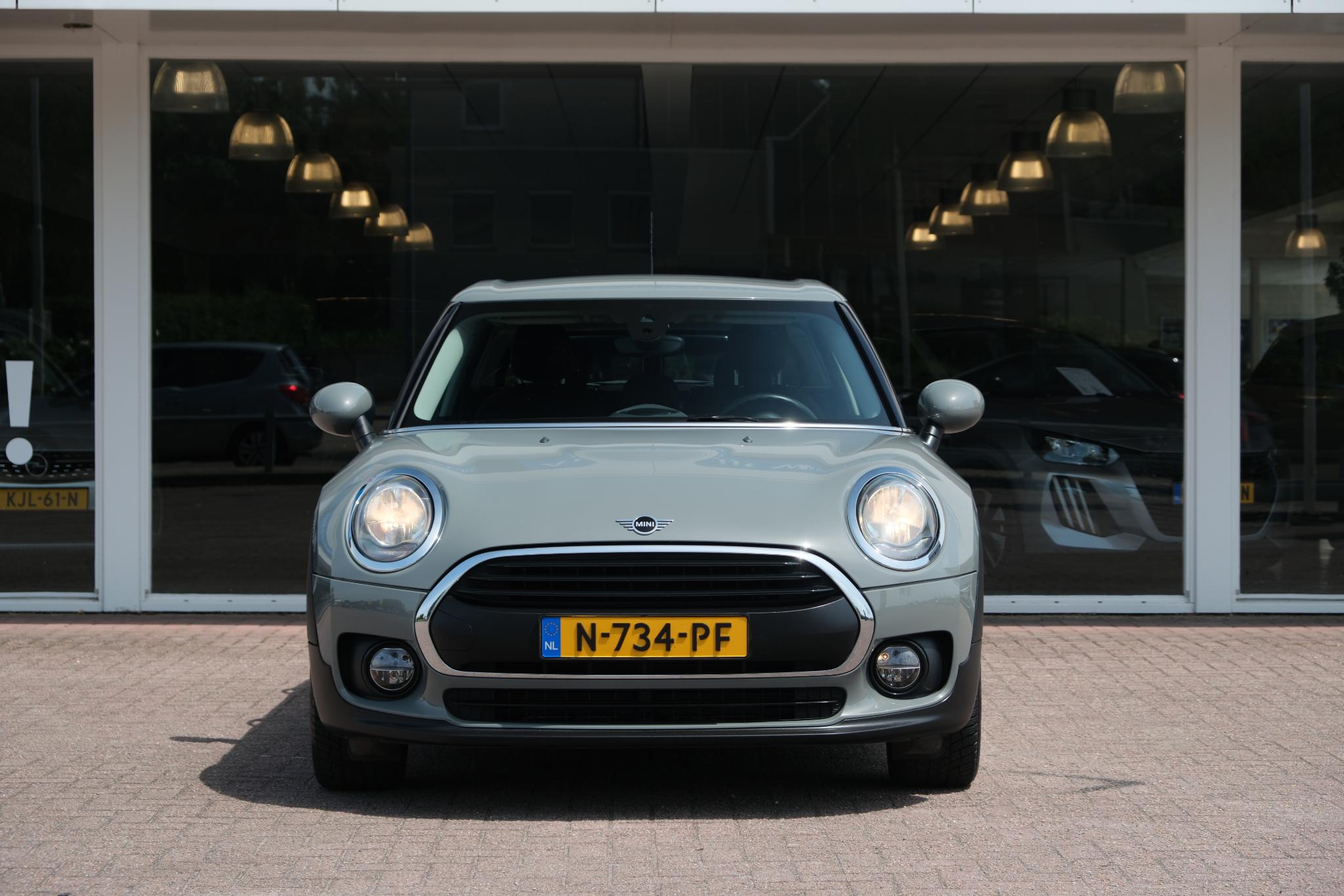 MINI Clubman 1.5 One 102pk Salt | Climate | 18" velgen | PDC | Stoelverwarming afbeelding 3