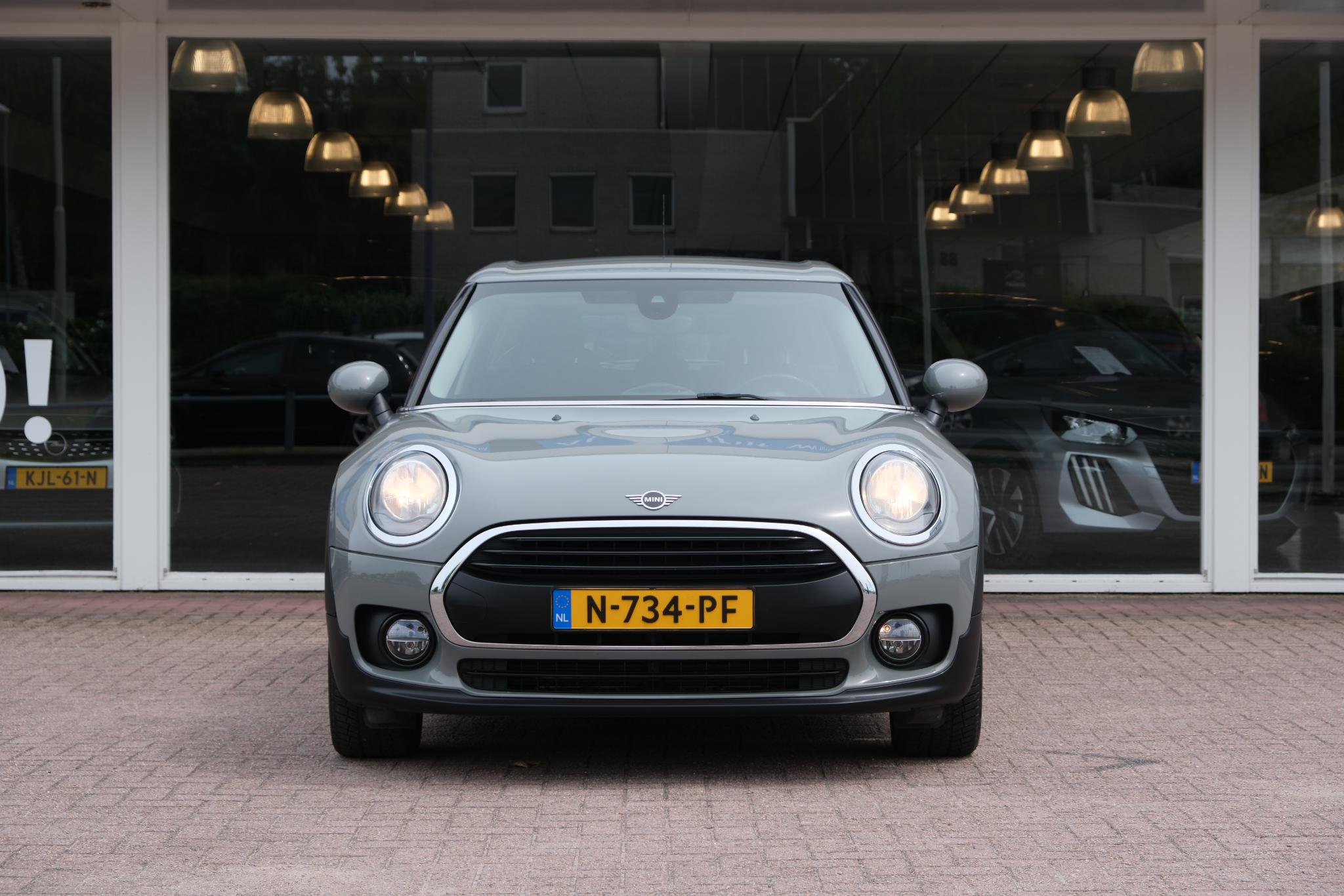 MINI Clubman 1.5 One 102pk Salt | Climate | 18" velgen | PDC | Stoelverwarming afbeelding 3
