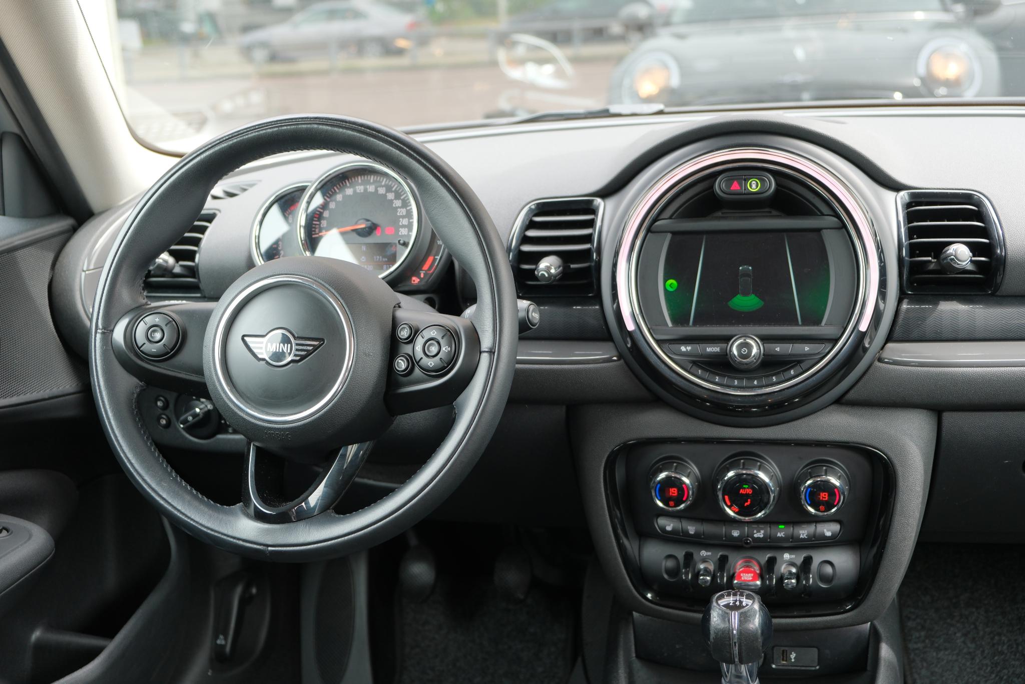 MINI Clubman 1.5 One 102pk Salt | Climate | PDC | Stoelverwarming | 18" velgen afbeelding 6