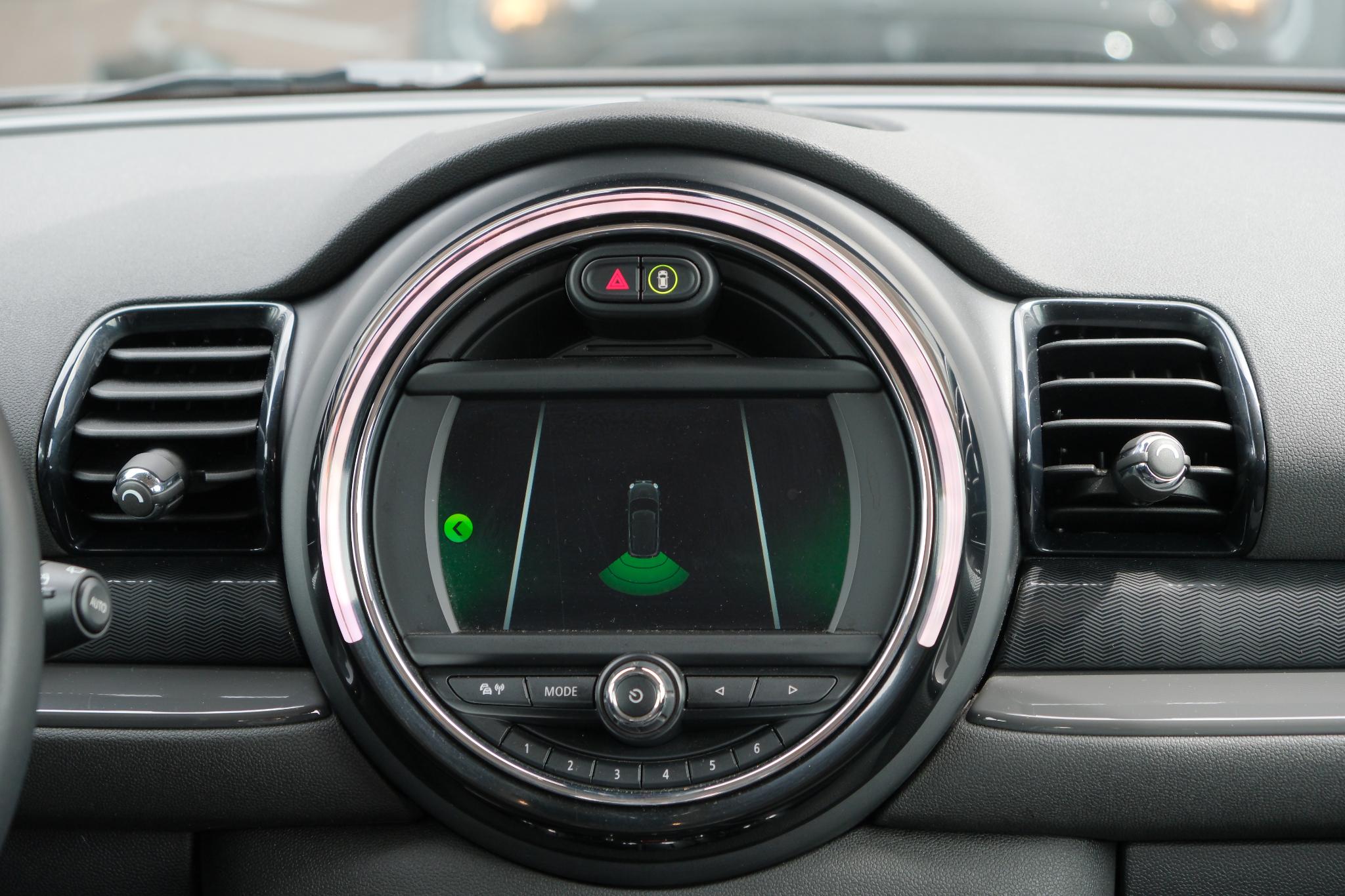 MINI Clubman 1.5 One 102pk Salt | Climate | PDC | Stoelverwarming | 18" velgen afbeelding 10