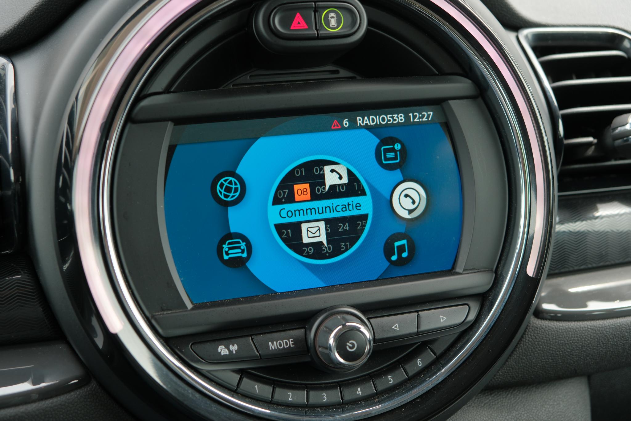 MINI Clubman 1.5 One 102pk Salt | Climate | PDC | Stoelverwarming | 18" velgen afbeelding 20