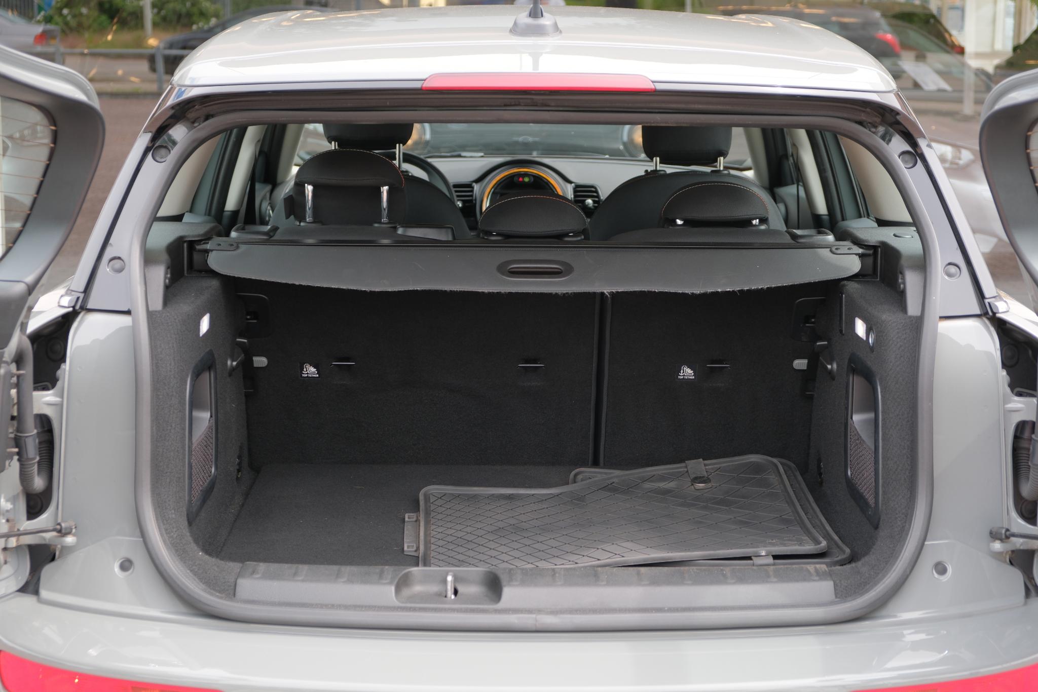 MINI Clubman 1.5 One 102pk Salt | Climate | PDC | Stoelverwarming | 18" velgen afbeelding 23