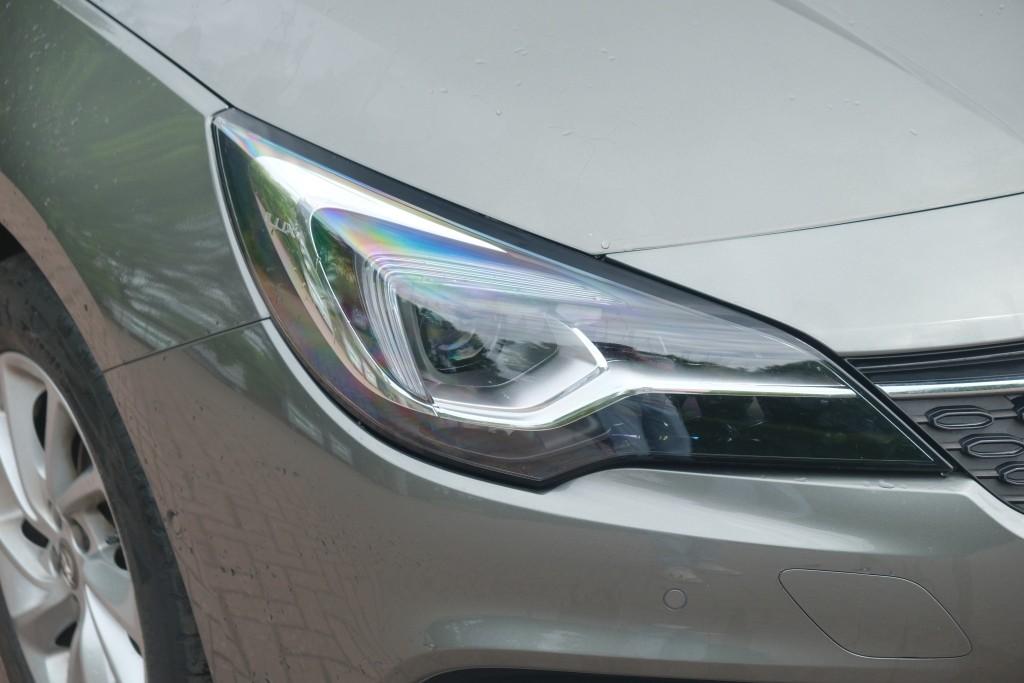 Opel Astra 1.2 Turbo 145pk Sports Tourer Ultimate | Navi | App Connect | Climate | Cruise | Keyless | Camera | Winter Pakket | Trekhaak afbeelding 2