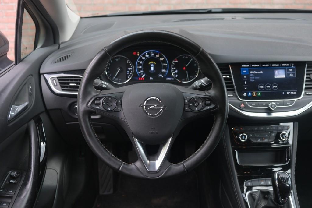 Opel Astra 1.2 Turbo 145pk Sports Tourer Ultimate | Navi | App Connect | Climate | Cruise | Keyless | Camera | Winter Pakket | Trekhaak afbeelding 14