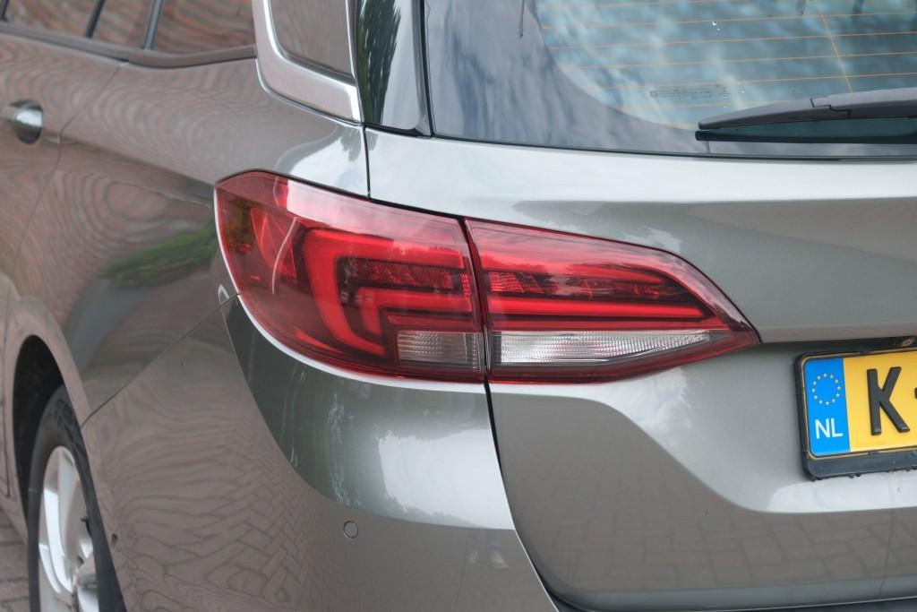 Opel Astra 1.2 Turbo 145pk Sports Tourer Ultimate | Navi | App Connect | Climate | Cruise | Keyless | Camera | Winter Pakket | Trekhaak afbeelding 29