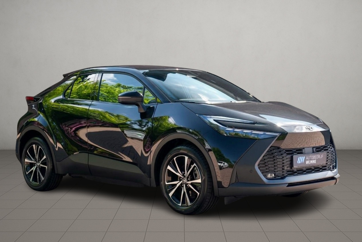 Toyota C-HR 2.0 Plug-in Hybrid 220pk Dynamic | Navi | App Connect | Climate | Adaptive Cruise | Camera | Keyless | Dodehoek | Winter Pakket afbeelding 1