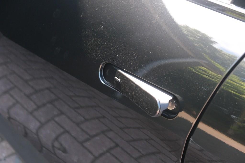 Toyota C-HR 2.0 Plug-in Hybrid 220pk Dynamic | Navi | App Connect | Climate | Adaptive Cruise | Camera | Keyless | Dodehoek | Winter Pakket afbeelding 28