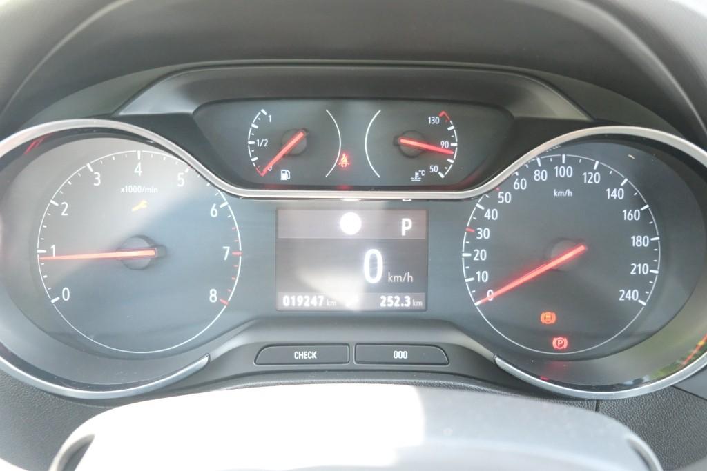 Opel Crossland 1.2 Turbo 130pk Aut. Elegance | Navi | App Connect | Cruise | Climate | Camera | PDC | Metallic afbeelding 10