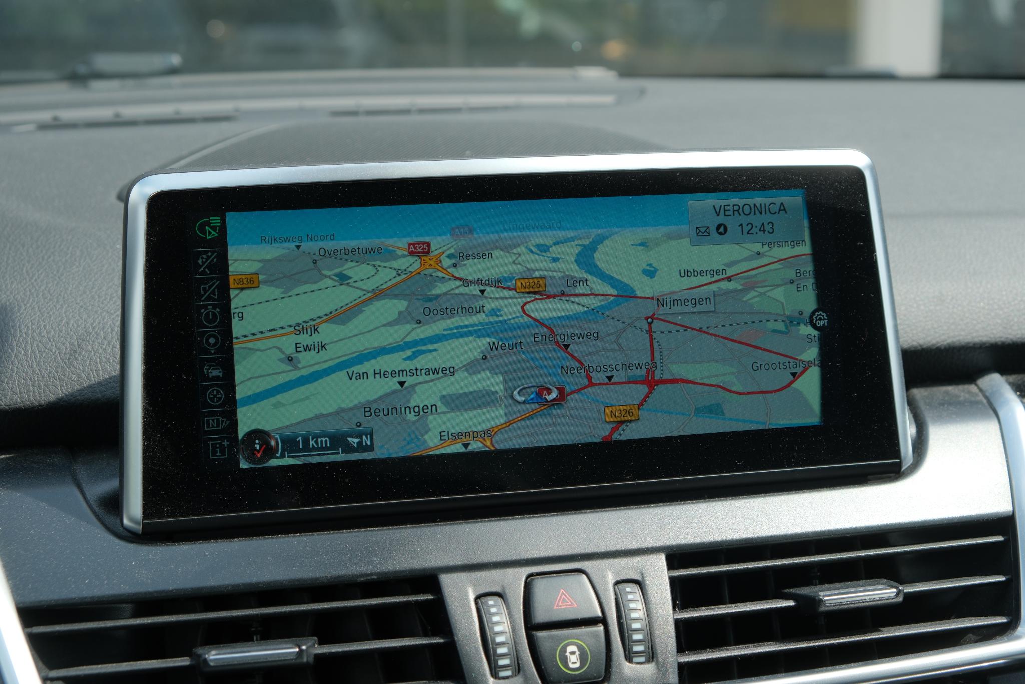 BMW 2 Serie Gran Tourer 220i 192pk Aut. High Executive | Adaptive Cruise | Keyless | Harman/Kardon | Pano | Camera | Leer | Trekhaak afbeelding 7