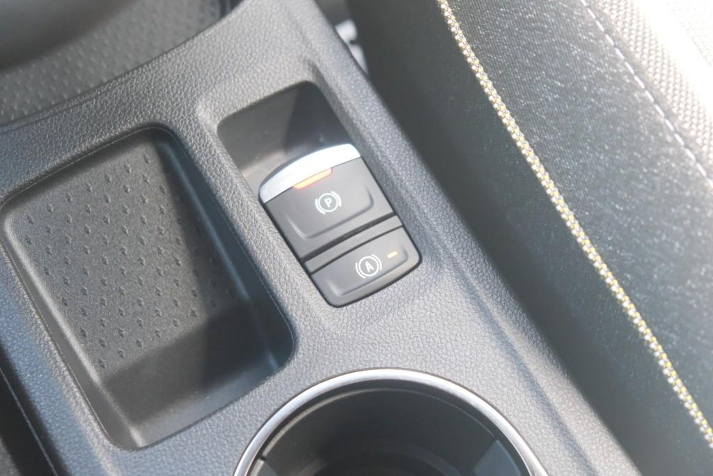 Renault Captur 1.8 E-Tech full hybrid 160pk techno | Navi | App Connect | Climate | Adaptive Cruise | Keyless | Camera | Winter Pakket afbeelding 25