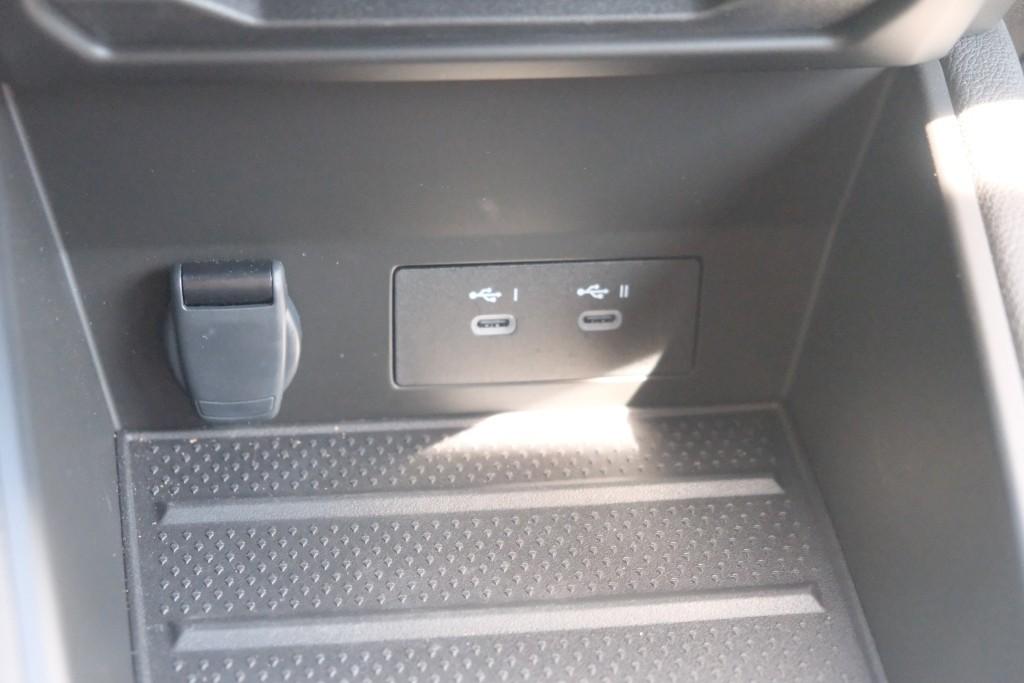 Renault Captur 1.8 E-Tech full hybrid 160pk techno | Navi | App Connect | Climate | Adaptive Cruise | Keyless | Camera | Winter Pakket afbeelding 26