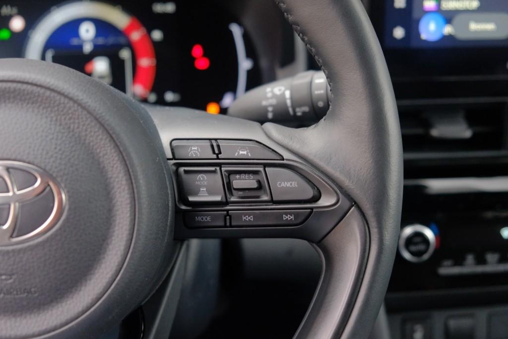 Toyota Yaris Cross 1.5 Hybrid 116pk CVT Dynamic | Comfort Pack | App Connect | Adaptive Cruise | Full LED | Camera | Keyless | Blind Spot | Stoelverwarming afbeelding 10