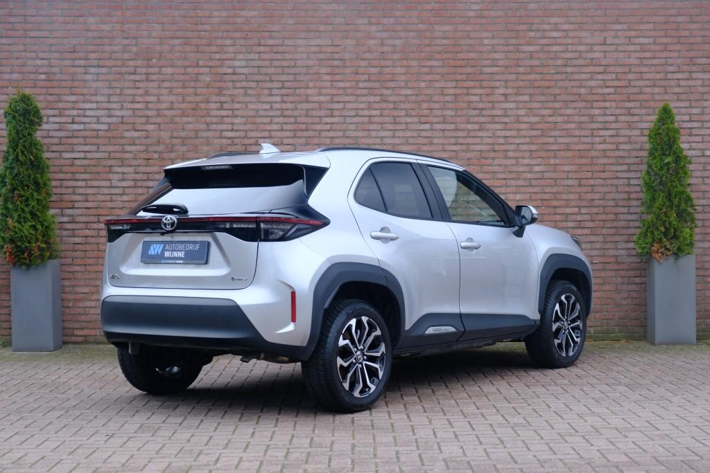 Toyota Yaris Cross 1.5 Hybrid 116pk CVT Dynamic | Comfort Pack | App Connect | Adaptive Cruise | Full LED | Camera | Keyless | Blind Spot | Stoelverwarming afbeelding 29