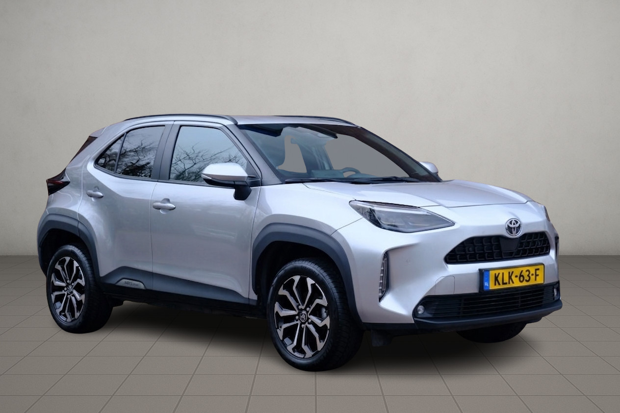 Toyota Yaris Cross 1.5 Hybrid 116pk CVT Dynamic | Comfort Pack | App Connect | Adaptive Cruise | Full LED | Camera | Keyless | Blind Spot | Stoelverwarming afbeelding 1