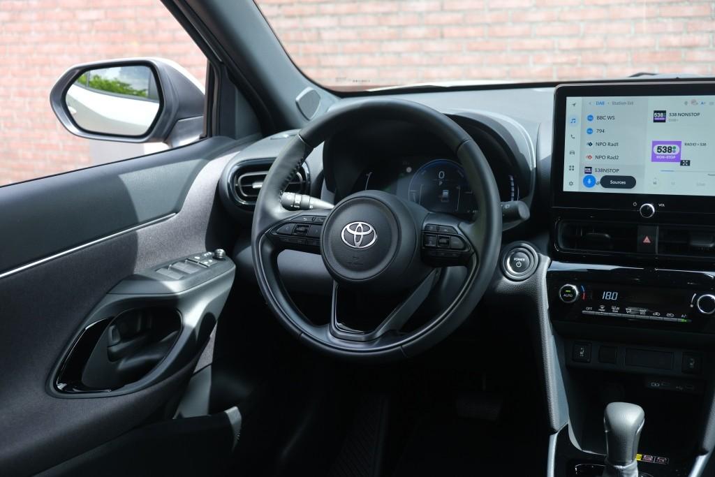 Toyota Yaris Cross 1.5 Hybrid 116pk CVT Dynamic | Private Lease vanaf € 429,- p.m. afbeelding 12