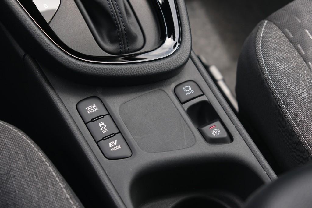 Toyota Yaris Cross 1.5 Hybrid 116pk CVT Dynamic | Private Lease vanaf € 429,- p.m. afbeelding 25