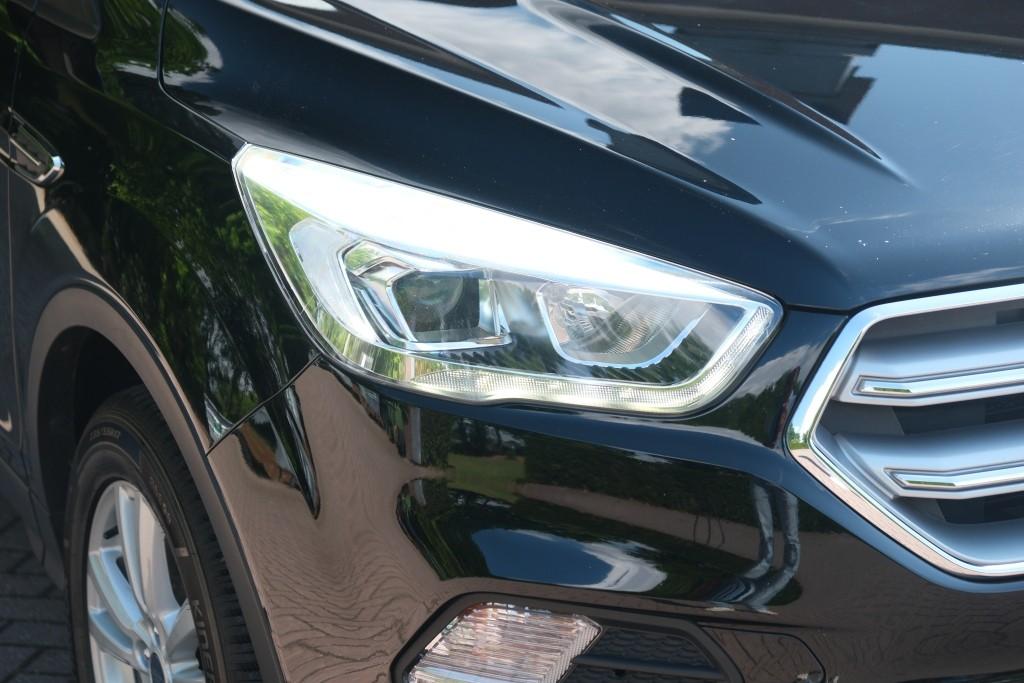 Ford Kuga 1.5 EcoBoost 120pk Trend Ultimate | Navi | App Connect | Climate | Cruise | PDC | Winter Pakket | Trekhaak afbeelding 2