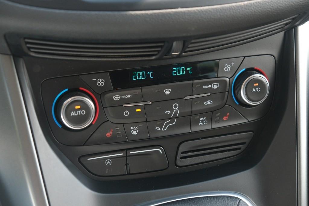 Ford Kuga 1.5 EcoBoost 120pk Trend Ultimate | Navi | App Connect | Climate | Cruise | PDC | Winter Pakket | Trekhaak afbeelding 21