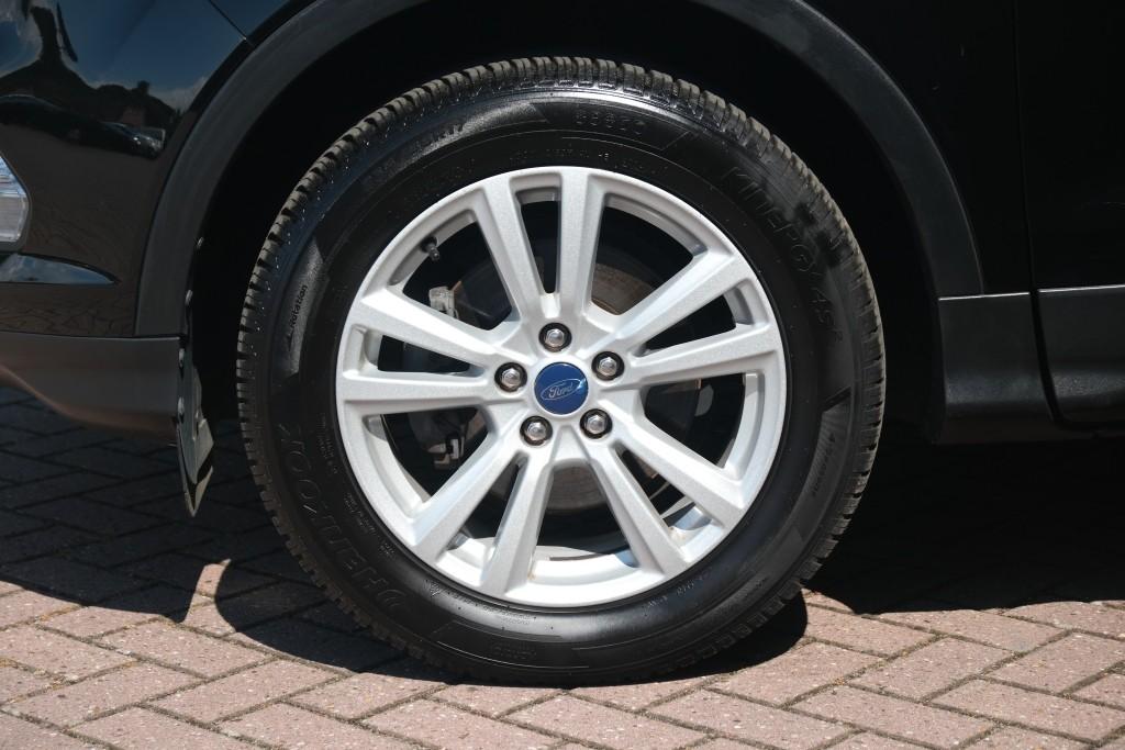 Ford Kuga 1.5 EcoBoost 120pk Trend Ultimate | Navi | App Connect | Climate | Cruise | PDC | Winter Pakket | Trekhaak afbeelding 27