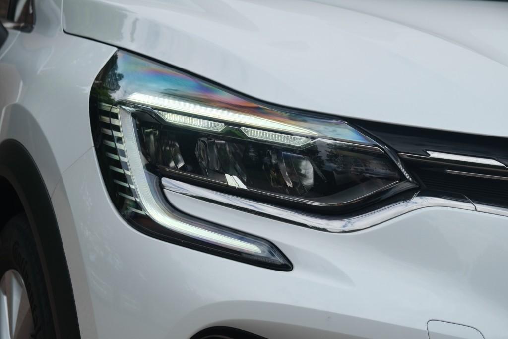 Renault Captur 1.3 TCe 130pk EDC Intens | Navi | App Connect | Climate | Cruise | Camera | Stoelverwarming | PDC afbeelding 2