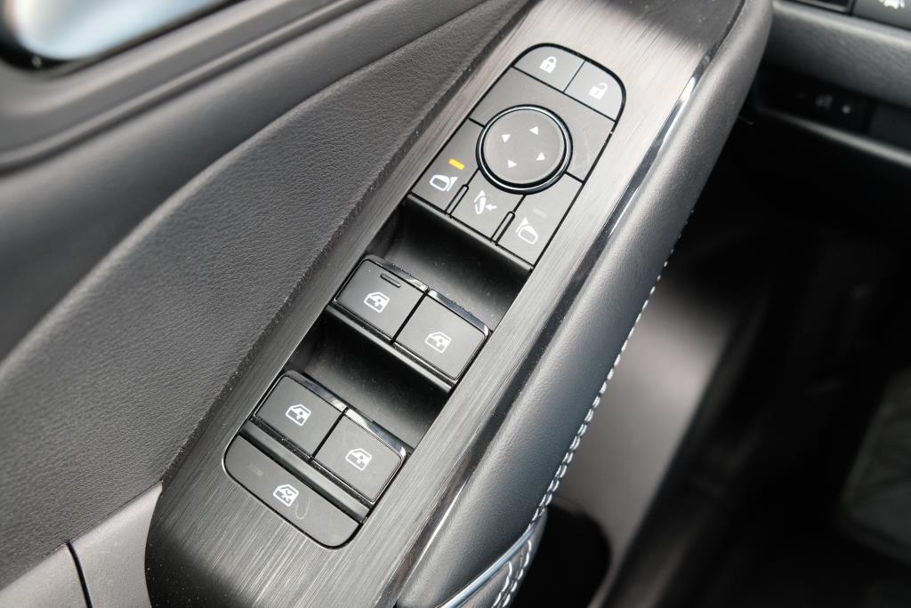 Nissan QASHQAI 1.3 MHEV 158pk Xtronic N-Style | Navi | App Connect | Climate | Adaptive Cruise | Keyless | 360° Camera | PDC afbeelding 19