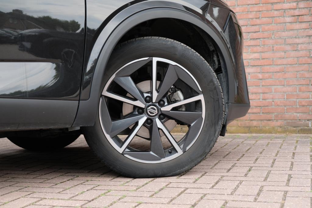 Nissan QASHQAI 1.3 MHEV 158pk Xtronic N-Style | Navi | App Connect | Climate | Adaptive Cruise | Keyless | 360° Camera | PDC afbeelding 21