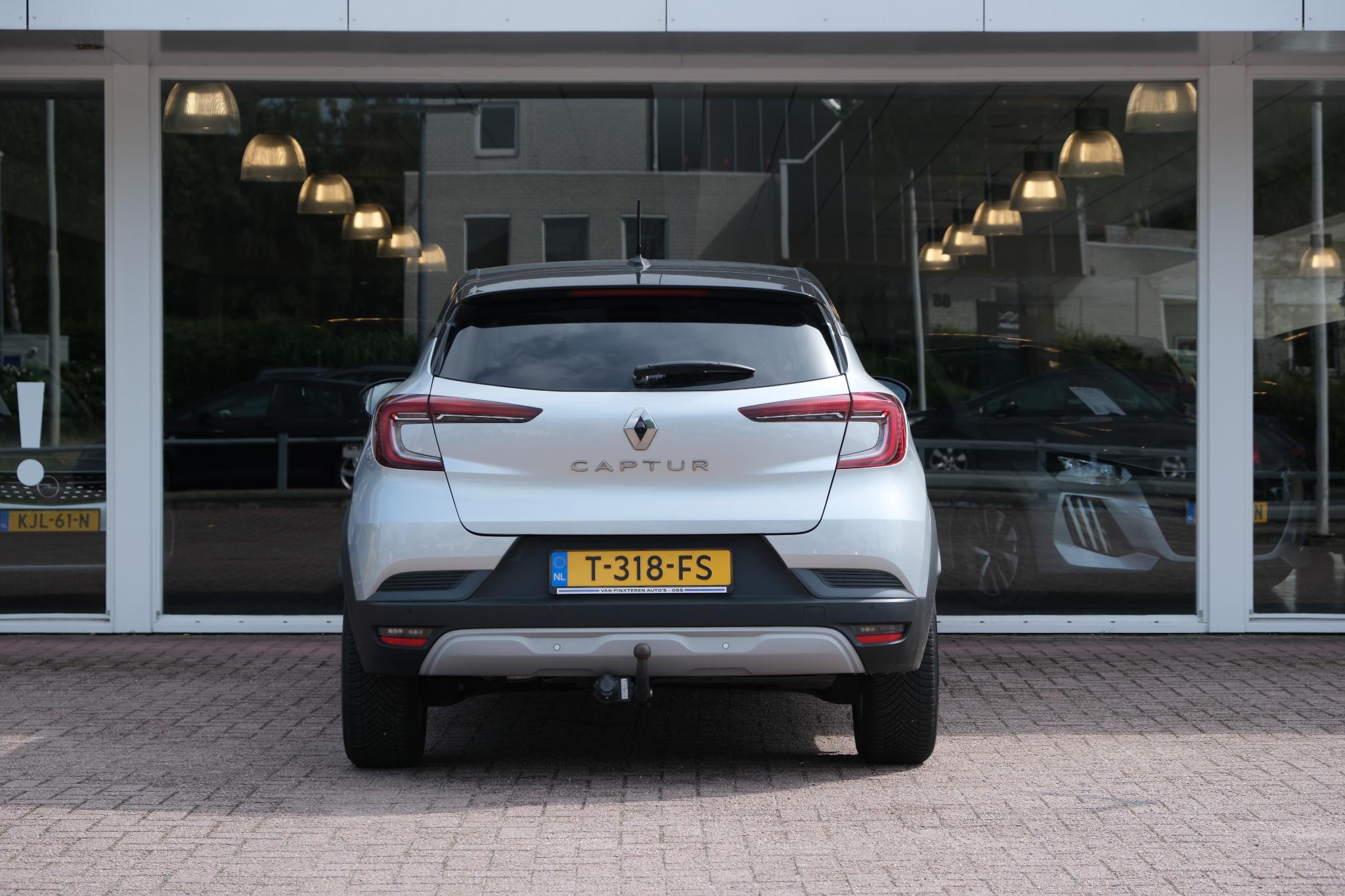 Renault Captur 1.3 TCe 140pk EDC Intens | Navi | Climate | Cruise | Camera | Trekhaak | PDC | Winter Pakket afbeelding 5