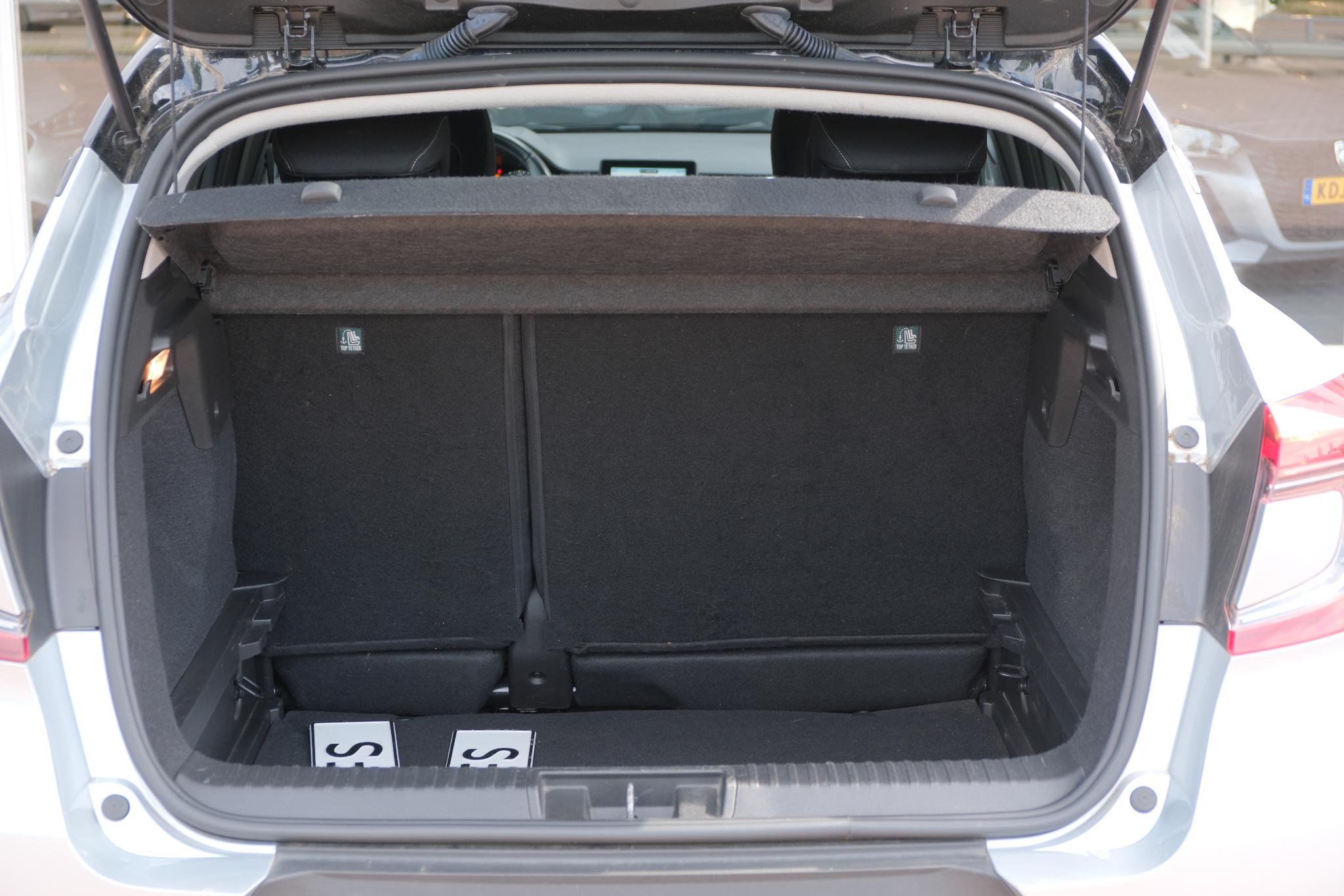 Renault Captur 1.3 TCe 140pk EDC Intens | Navi | Climate | Cruise | Camera | Trekhaak | PDC | Winter Pakket afbeelding 29