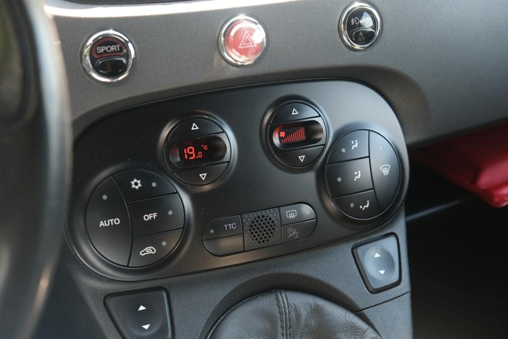 Fiat 500 1.4 T-Jet 160pk Abarth 595 Competizione afbeelding 20