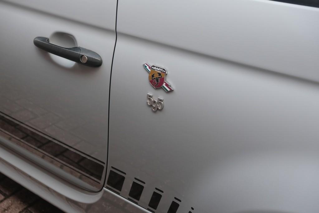 Fiat 500 1.4 T-Jet 160pk Abarth 595 Competizione afbeelding 24