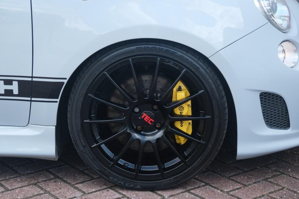 Fiat 500 1.4 T-Jet 160pk Abarth 595 Competizione afbeelding 27