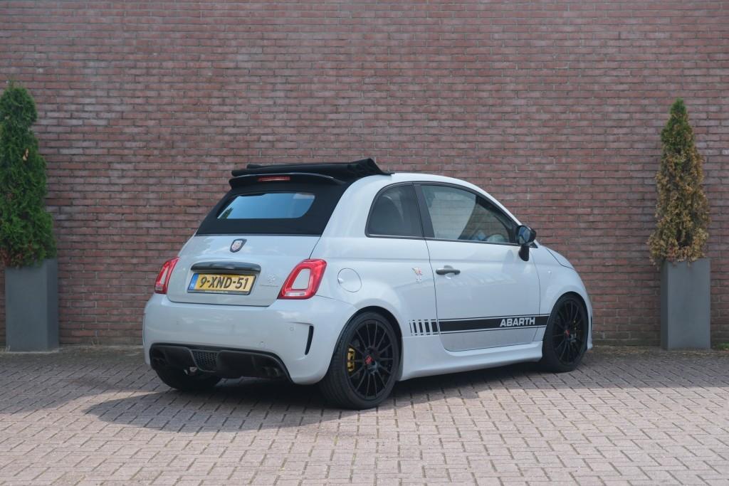 Fiat 500 1.4 T-Jet 160pk Abarth 595 Competizione afbeelding 29