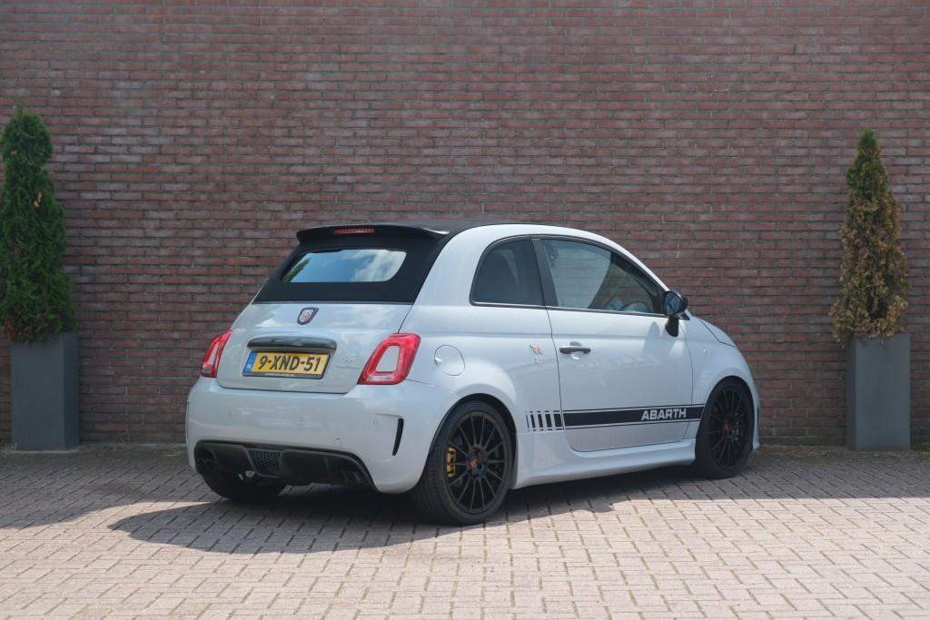 Fiat 500 1.4 T-Jet 160pk Abarth 595 Competizione afbeelding 30