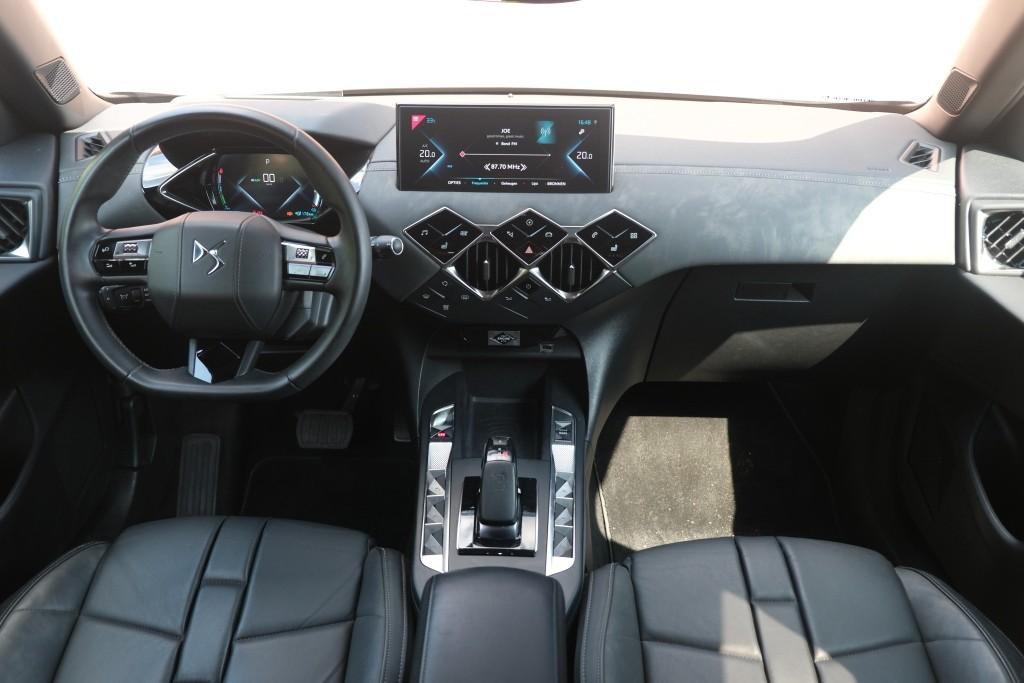 DS DS 3 Crossback E-Tense 50 kWh La Premiere | SOH 87% | Navi | App Connect | Climate | Cruise | Camera | Leder | Keyless | Head-Up Display | PDC afbeelding 7