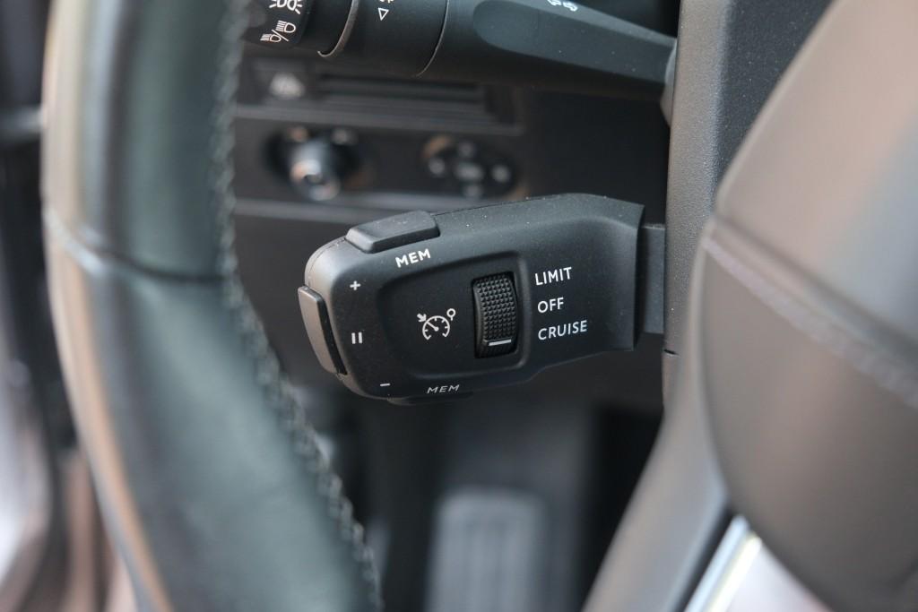 DS DS 3 Crossback E-Tense 50 kWh La Premiere | SOH 87% | Navi | App Connect | Climate | Cruise | Camera | Leder | Keyless | Head-Up Display | PDC afbeelding 11