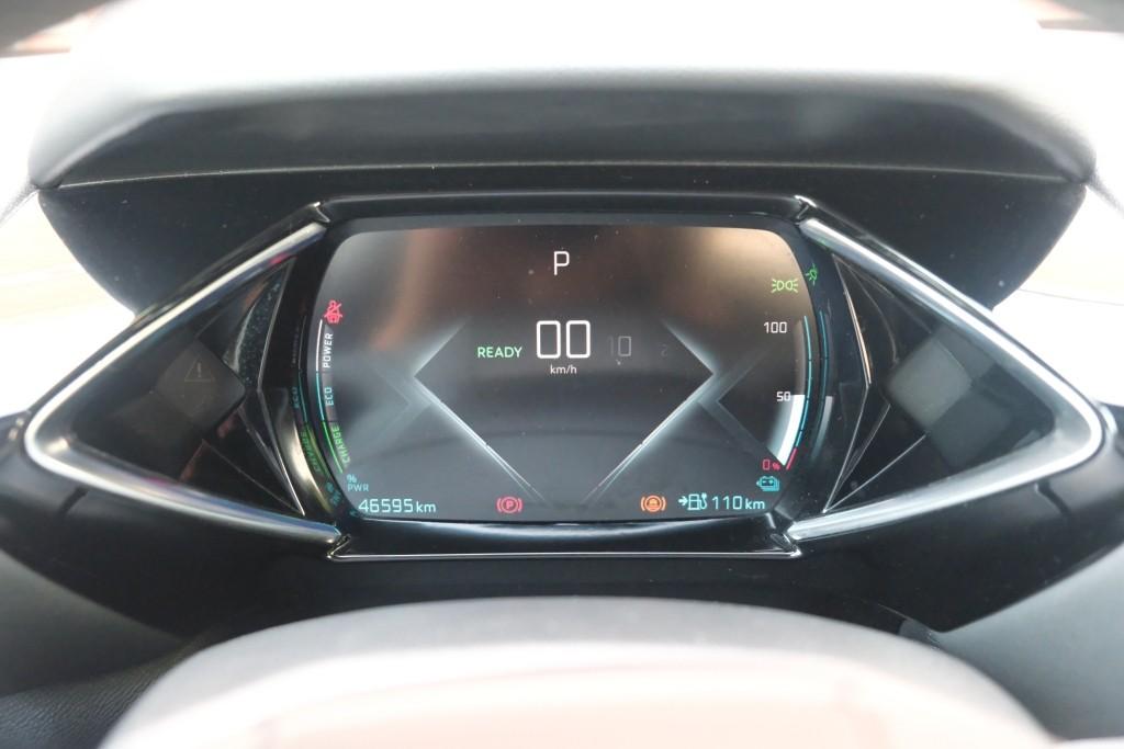 DS DS 3 Crossback E-Tense 50 kWh La Premiere | SOH 87% | Navi | App Connect | Climate | Cruise | Camera | Leder | Keyless | Head-Up Display | PDC afbeelding 12