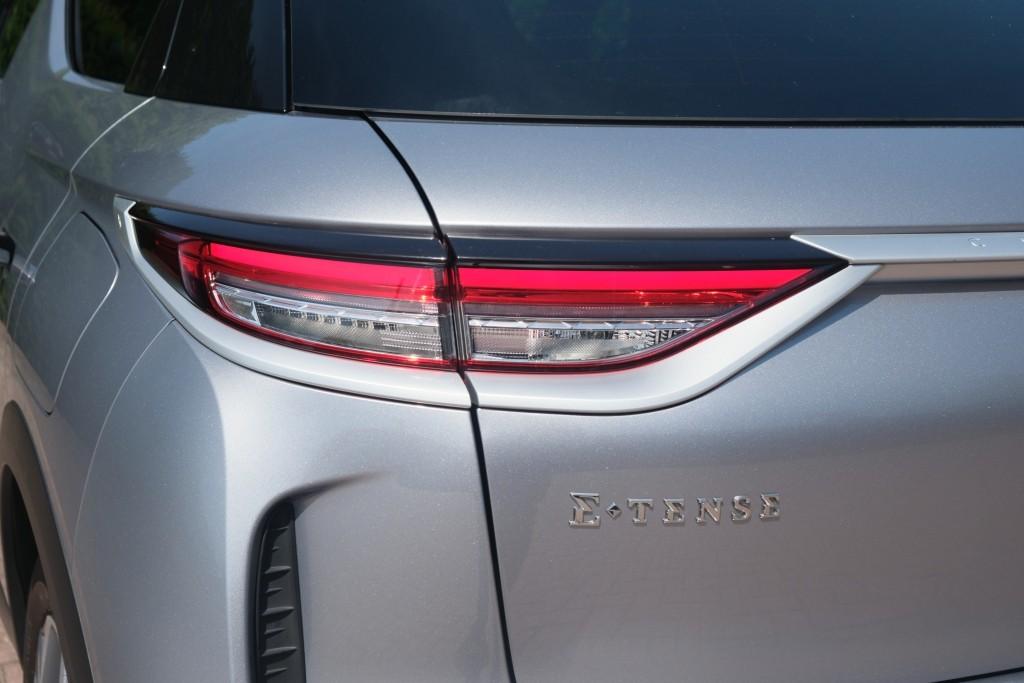 DS DS 3 Crossback E-Tense 50 kWh La Premiere | SOH 87% | Navi | App Connect | Climate | Cruise | Camera | Leder | Keyless | Head-Up Display | PDC afbeelding 34