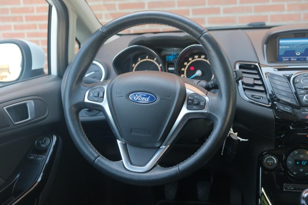 Ford Fiesta 1.0 EcoBoost 100pk 5-drs Titanium | Navi | Climate  | Cruise | PDC afbeelding 12