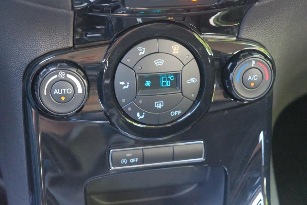 Ford Fiesta 1.0 EcoBoost 100pk 5-drs Titanium | Navi | Climate  | Cruise | PDC afbeelding 23