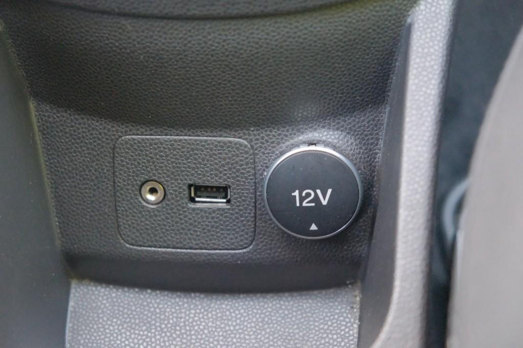 Ford Fiesta 1.0 EcoBoost 100pk 5-drs Titanium | Navi | Climate  | Cruise | PDC afbeelding 25