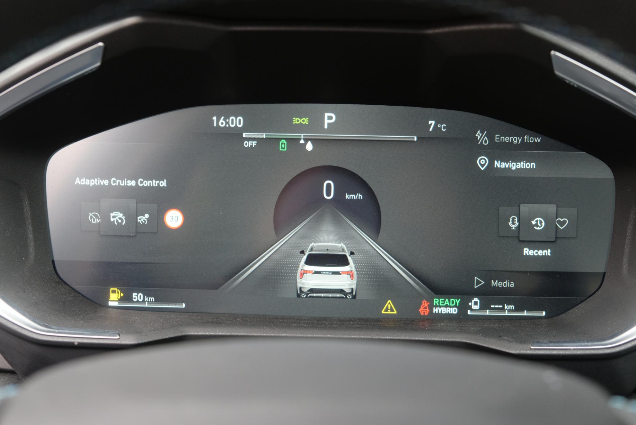 Lynk & Co 01 1.5 Plug-in Hybrid 261pk Aut. | 6,6 kWh OBC | 360° Camera | App Connect | Adaptive Cruise | Panoramadak | Keyless afbeelding 10