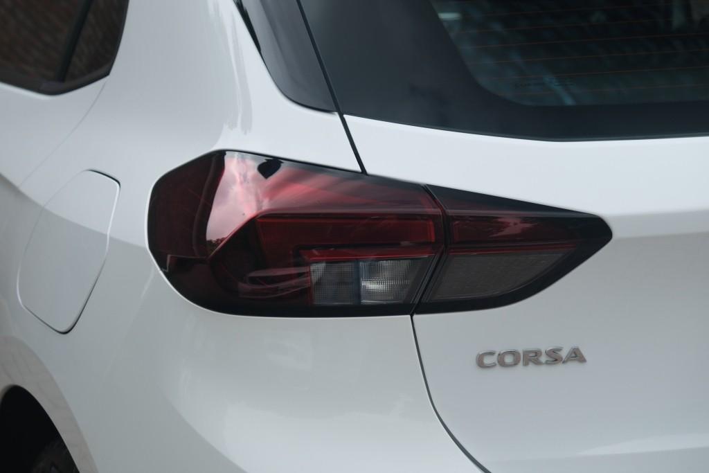 Opel Corsa 1.2 75pk Edition | Navi | App Connect | Airco | Cruise | Full LED | PDC | 16" velgen afbeelding 25