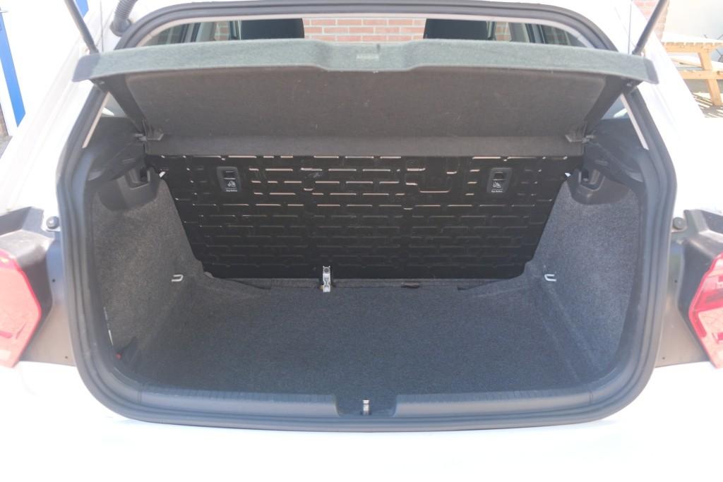 Volkswagen Polo 1.0 MPi 75pk Comfortline | Airco | Cruise | Bluetooth afbeelding 32
