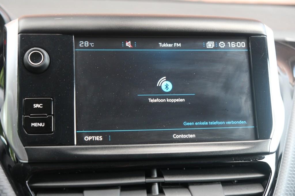 Peugeot 208 1.2 PureTech 110pk Aut. Allure | Navi | App Connect | Climate | Cruise | Camera | PDC | Trekhaak afbeelding 18