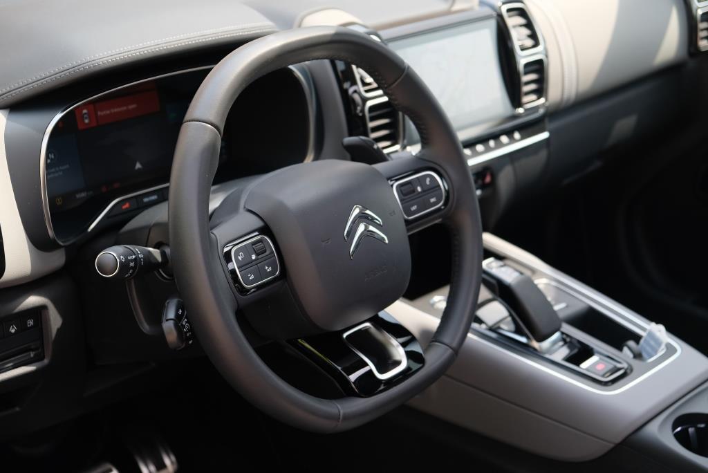 Citroën C5 Aircross 1.6 Plug-in Hybrid 225pk EAT8 Shine | Navi | Climate | Adaptive Cruise | Panoramadak | Keyless | Blind Spot | Trekhaak afbeelding 10