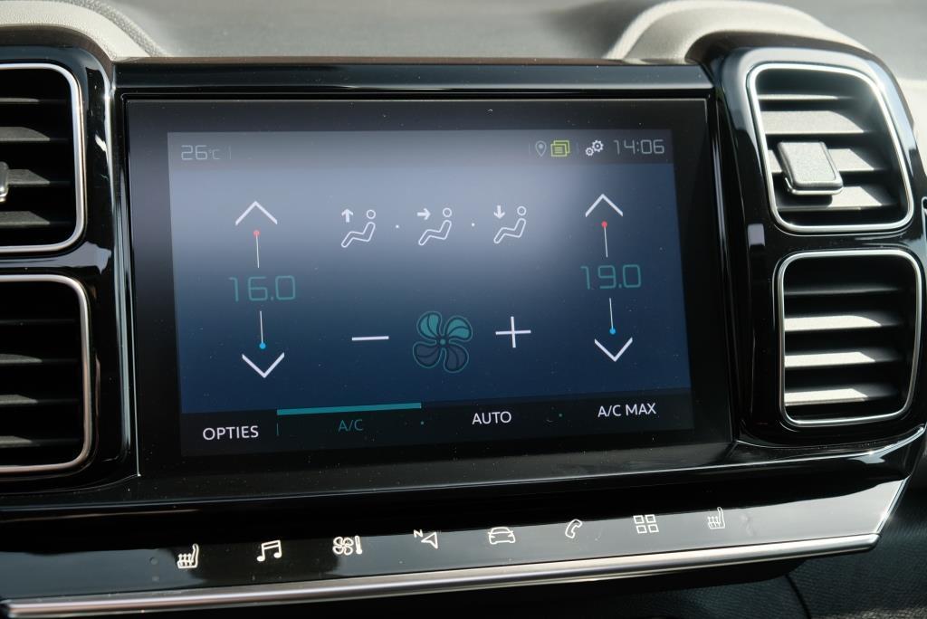 Citroën C5 Aircross 1.6 Plug-in Hybrid 225pk EAT8 Shine | Navi | Climate | Adaptive Cruise | Panoramadak | Keyless | Blind Spot | Trekhaak afbeelding 18