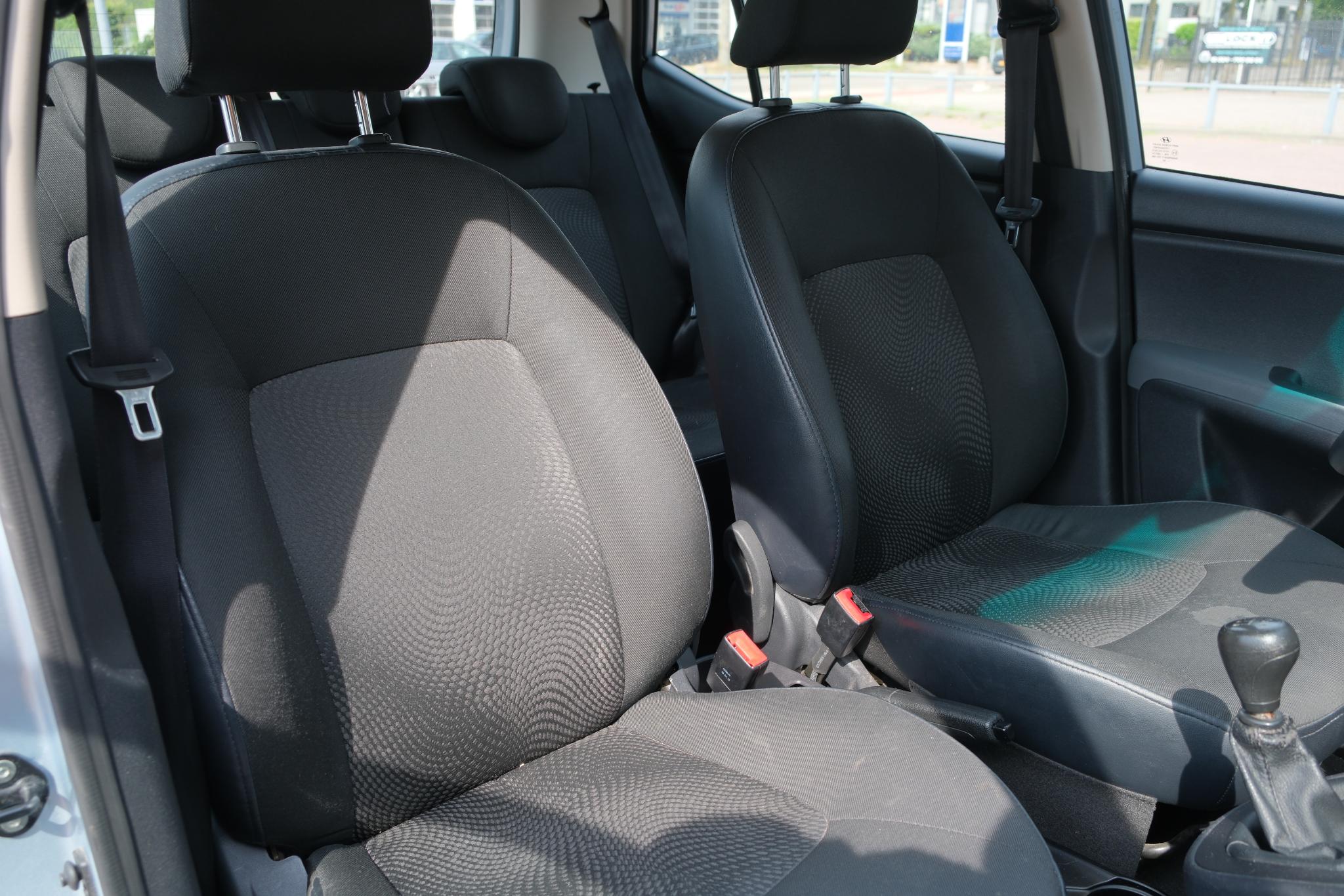 Hyundai i10 1.0 69pk i-Drive Cool | Airco | Elektrische Ramen | Radio CD afbeelding 8