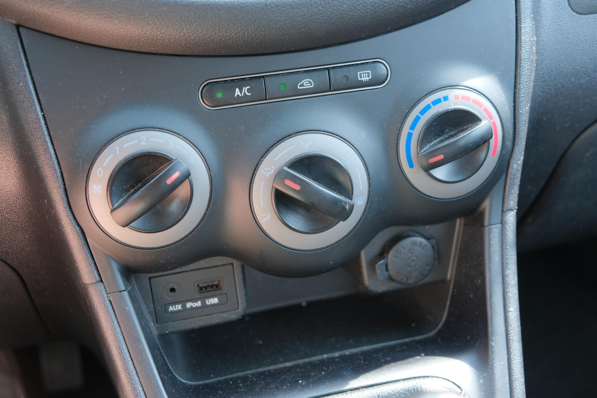 Hyundai i10 1.0 69pk i-Drive Cool | Airco | Elektrische Ramen | Radio CD afbeelding 13
