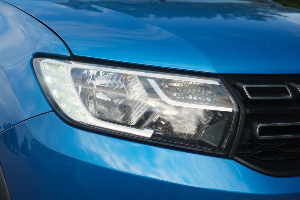 Dacia Sandero Stepway 0.9 TCe 90pk | Navi | Airco | Cruise | Camera | PDC afbeelding 2